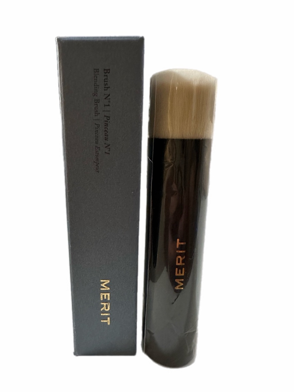 MERIT Brush No.1 Blending Brush Pinceau N°1 NWT